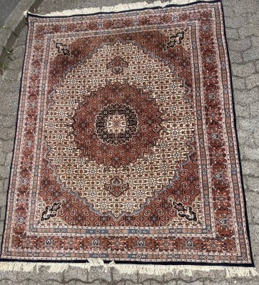 Auktion 370<br>Indischer Teppich, 195x240 cm [1]