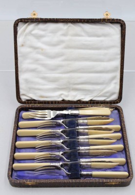 Auktion 370<br>Fischbesteck in Kasten, EPNS, England, Bakelitgriffe, in Kasten, ca. L-21xm [1]