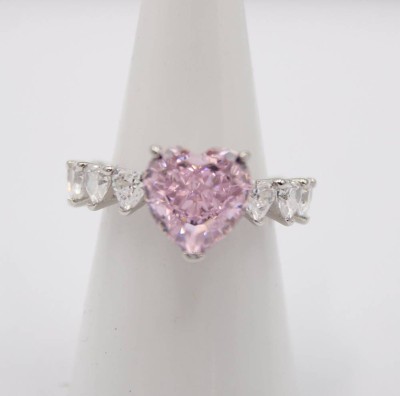 Auktion 370<br>Sterling-Ring, herzförmige klare und rosa Stein, ca. 6gr., RG 54 [1]