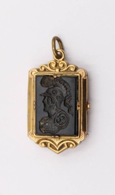 Auktion 370<br>viktorianisches Medaillon, Onyx-Intaglio, um 1900, L-3cm [1]