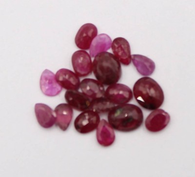 Auktion 370<br>Konvolut kl. Rubine, zus. ca. 3,8 ct [1]