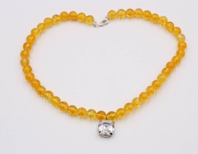 Auktion 370<br>Citrin-Halskette mit kl. Anhänger, ca. L-38cm [1]