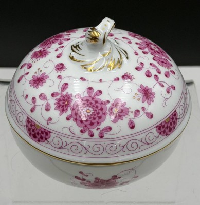 Auktion 370<br>gr. Deckeldose 