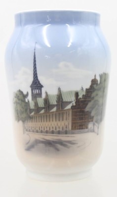 Auktion 370<br>Vase, Kopenhagener Börse, Royal Copenhagen, ca. H-16,8cm [1]