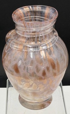 Auktion 370<br>hohe Kunstglas-Vase mit Goldflitter, wohl Murano, H-23 cm, Hals mit aufgelegter Schlange [1]