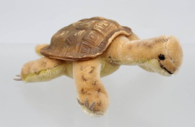 Auktion 370<br>Steiff Schildkröte Slo, nur Knopf, ca. L-18,5cm [1]