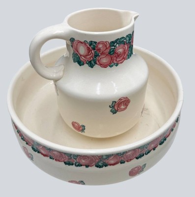 Auktion 370<br>gr. Krug  (H-28 cm) mit Waschschale (D-40 cm)