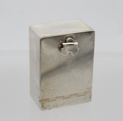 Auktion 370<br>Dose ?, Silber geprüft, gemarkt Gelston, wohl USA, 139gr., 3 x 5 x 7cm [1]