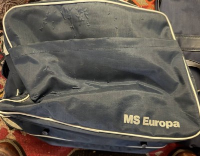 Auktion 370<br>Vintage Reisetasche mit Werbung 