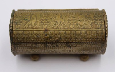 Auktion 370<br>antike Dose, für Schriftrolle ?, wohl Persien ?, ca. H-4,5cm B-8,5cm [1]