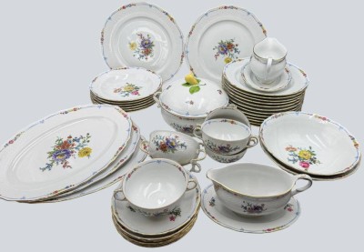 Auktion 370<br>umfangreiches  Speiseservice von 