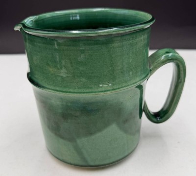 Auktion 370<br>grüner Milchkrug, Handarbeit, Bücking-Börnsen, 70-er Jahre,, H-14 cm [1]