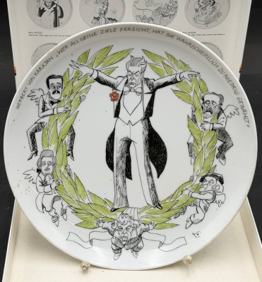 Auktion 371<br>Rosenthal Satire-Teller H.von Karajan,limit. Auflage, von Ernst Maria Lang, D-26 cm, in OVP [1]