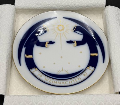 Auktion 371<br>Weihnachtsteller KPM Berlin  1987 , neu in OVP, D-19,5 cm, limitierte Auflage [1]