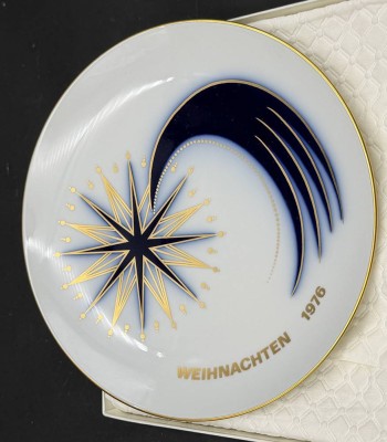 Auktion 371<br>Weihnachtsteller KPM Berlin  1976 , in OVP, D-19,5 cm, limitierte Auflage [1]