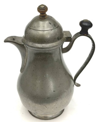Auktion 371<br>Zinn Türkenkopf-Moccakanne um 1840, H-18 cm, innen in Boden gepunzt [1]