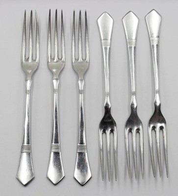 Auktion 374<br>6x Kuchengabeln, Clarfeld, Alpacca, um 1910, ca. L-15cm [1]
