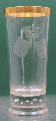 Auktion 371<br>Wappenglas, 19. Jhd., Adelswappen/Stundetica?,  ca. H-17,2cm [1]