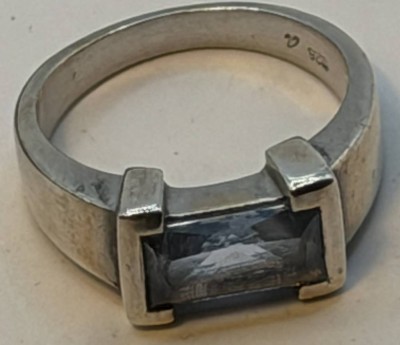 Auktion 371<br>Silberring-925- mit kl. blauen Stein, RG 54, 4,61 gr [1]