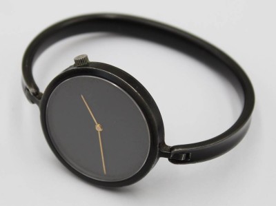 Auktion 371<br>Quartz Spangenuhr 