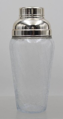 Auktion 371<br>Barshaker, Eisglas, Montur mit Druckstelle, ca. H-21cm [1]