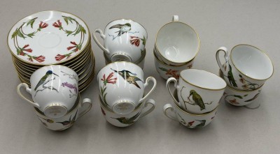 Auktion 371<br>KAFFEETASSEN 12 Stück mit 12 Untertassen, „Hummingbirds of the World“, Robin Hin, Franklin Mint.Mit 12 verschiedenen Kolibri-Arten, 1979 [1]