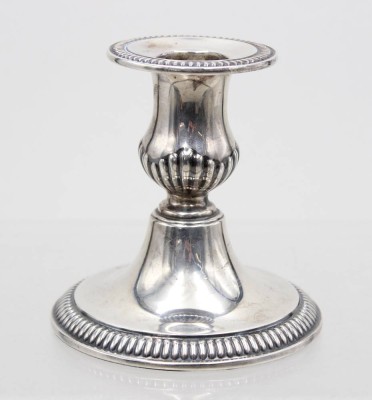 Auktion 371<br>Leuchter, 925er Silber, gefüllter Stand, guter Zustnd, ca. H-9,5cm, Gesamt 252,2gr., ca. H-9,5cm [1]