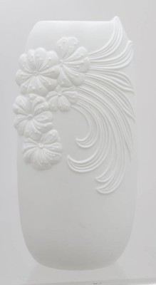 Auktion 371<br>Vase, Kaiser, Reliefdekor, ca. H-18cm [1]