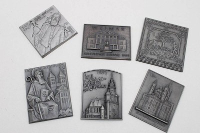 Auktion 371<br>6x Buderus-Jahresplaketten, Gusseisen, je ca. H-12cm [1]