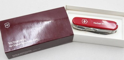 Auktion 371<br>Taschenmesser, Vitorinox, Namensgravur und Spruch, OVP [1]
