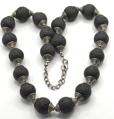 Auktion 371<br>schwarze Lava Perlensteinkette mit versilb. Zwischengliedern, L-ca. 50 cm, ca. 132 gr [1]