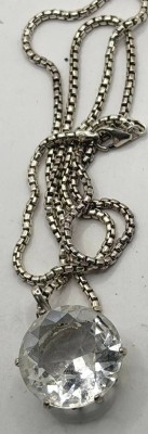 Auktion 371<br>Silberkette mit gr. Anhänger-925- 