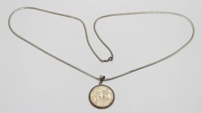 Auktion 371<br>Halskette mit Münzanhänger, Half Dollar 1964, 835er Silberkette und Fassung, zus. ca. 30,9gr., L-78cm, Anh. L-5cm [1]