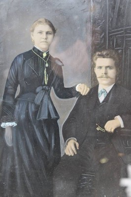 Auktion 371<br>Kabinettfoto um 1900, alt gerahmt/Glas, 39,5 x 29cm [1]