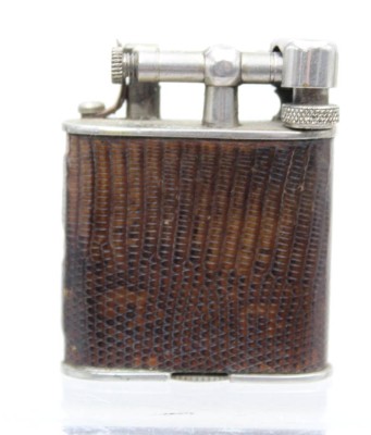 Auktion 371<br>antikes Feuerzeug, Reptilienleder, wohl 20er Jahre, ca. H-4,8cm [1]