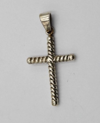 Auktion 371<br>925er Silber-Kreuzanhänger, ca. 3,1gr. , L-3,8cm, leicht verbogen [1]