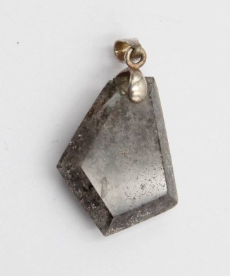 Auktion 371<br>Bergkristall-Anhänger mit 925er Silbermontur, ca. L-4cm [1]