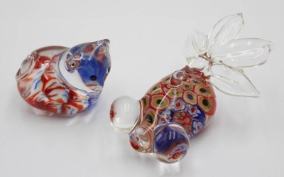 Auktion 371<br>2x Kunstglas-Tiere, Katze und Goldfisch, Murano, Millefiori, ca. 4,2 x 8cm [1]