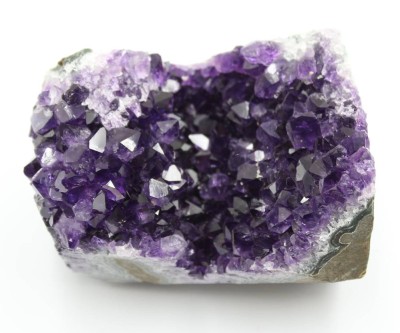 Auktion 371<br>Amethyst-Druse, 480gr., L-8,5cm H-5,5cm [1]