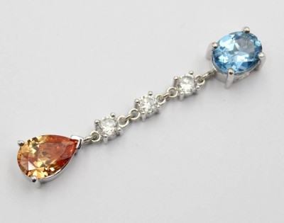 Auktion 371<br>Kettenflyer, 925er Silber, Farbsteine, zus. ca. 6,6gr., L-5cm [1]