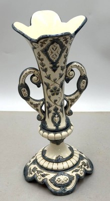 Auktion 371<br>hohe Gründerzeit-Henkelvase, H-32,5 cm [1]