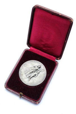 Auktion 371<br>Medaille, Frankreich, 1924, Sportförderung, D-5,5cm, in Etui [1]