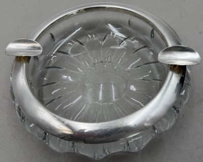 Auktion 371<br>schwerer Kristallascher mit Silberrand-835-,D-ca. 17 cm [1]
