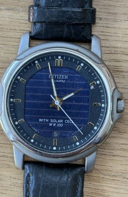 Auktion 372<br>Citizen Quartz HAU mit Solarzelle, Werk läuft, Lederband5 [1]