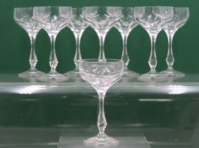 Auktion 372<br>8x Sektschalen, Nachtmann, ca. H-15,7cm [1]
