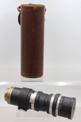 Auktion 372<br>Meyer-Optik Görlitz Teleobjektiv, Telemegor 1:5.5 /400, Lederköcher, Altersspuren [1]