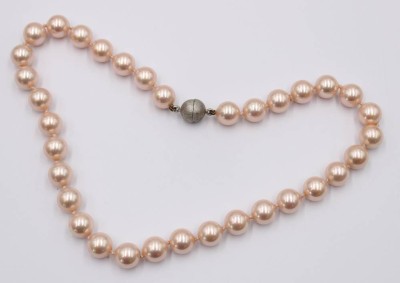 Auktion 372<br>Muschelkernperlenkette, rosa, Magnetschließe, 46cm [1]