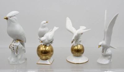 Auktion 372<br>4x div. Vogelfiguren, davon 2x bestossen, Hollohaza, Spechtsbrunn, Neu-Tettau und Gerold, ca. H-14,5cm [1]