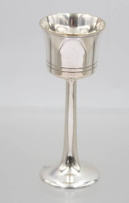 Auktion 372<br>Likörkelch auf Stand, Dansk Forsølvnings Anstalt, versilbert, ca. H-10,8cm [1]