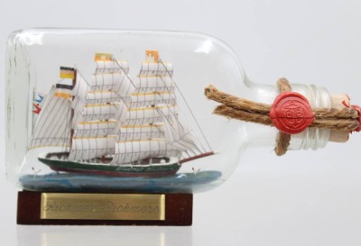 Auktion 372<br>kl. Buddelschiff, Rickmer Rickmers, ca. H-8cm B-14cm [1]